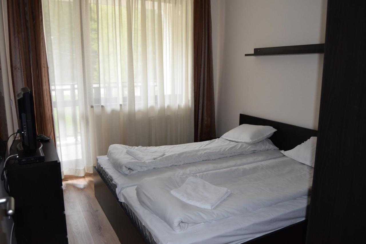 Borovets Holiday Apartments - Different Locations In Боровец Экстерьер фото